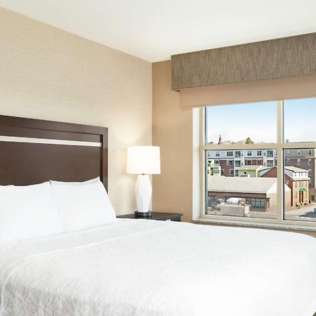 Hampton Inn Portland Downtown Waterfront Exterior foto